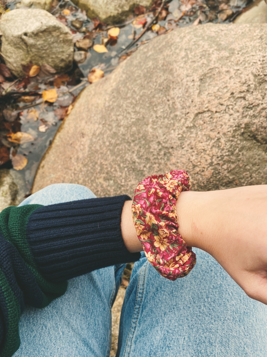 Scrunchie Fiery Bloom