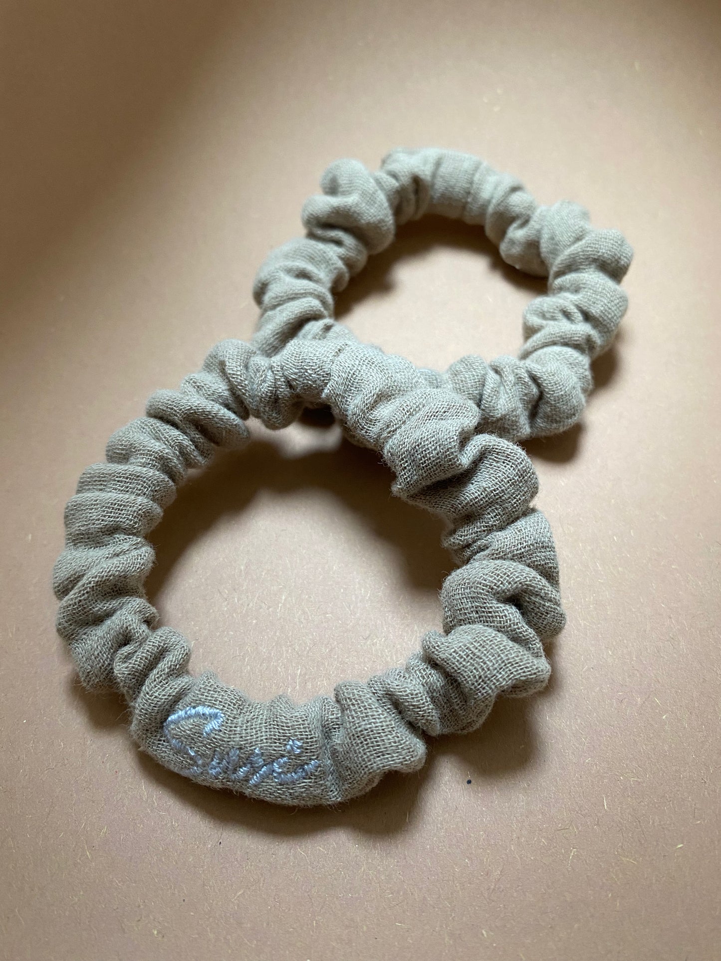 Hair Tie Ease Capuccino Greige Scrunchie Premium Hair Accessories GOTS Cotton Muslin | Made in Germany | Sustainable Susi