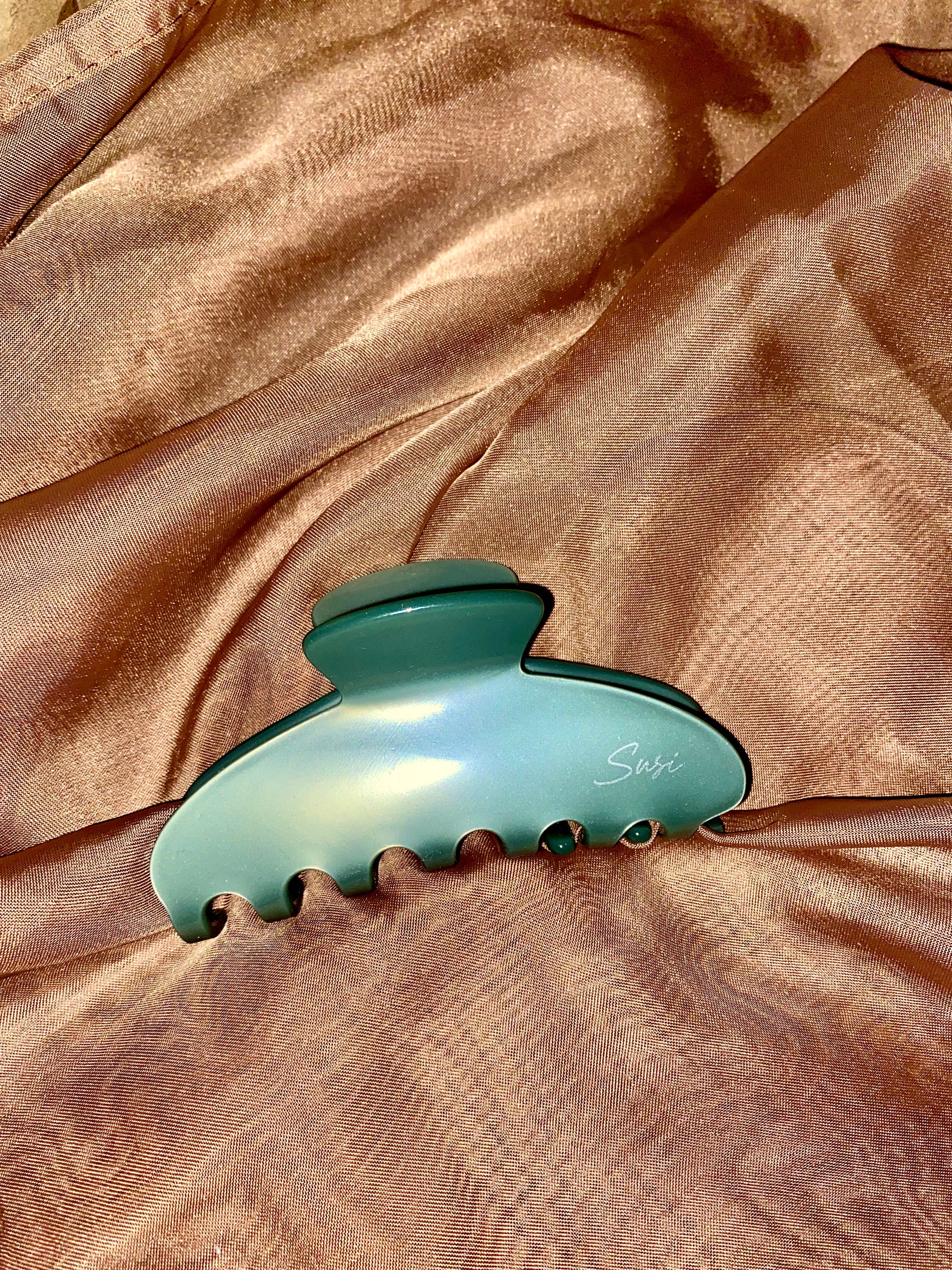 Hope Hair Clip Sage | Claw Clip | Cellulose Acetate | Sustainable Susi