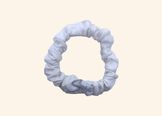 Hair Tie Rebirth Bridesmaid White Scrunchie Premium Hair Accessories | Sustainable Susi haargummi bio plastikfrei weiß 