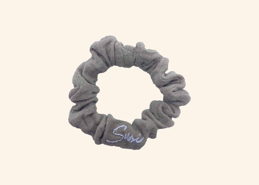 Hair Tie Ease Cappuccino Greige Scrunchie Premium Hair Accessories | Sustainable Susi musselin baumwolle gots haargummi bio