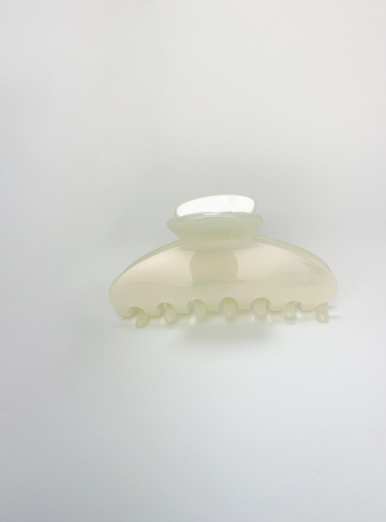 nachhaltige plastifreie Haarspange bio ohne plastik cellulose Haarklammer clawclip vegan perlmutt weiß glossy qualität