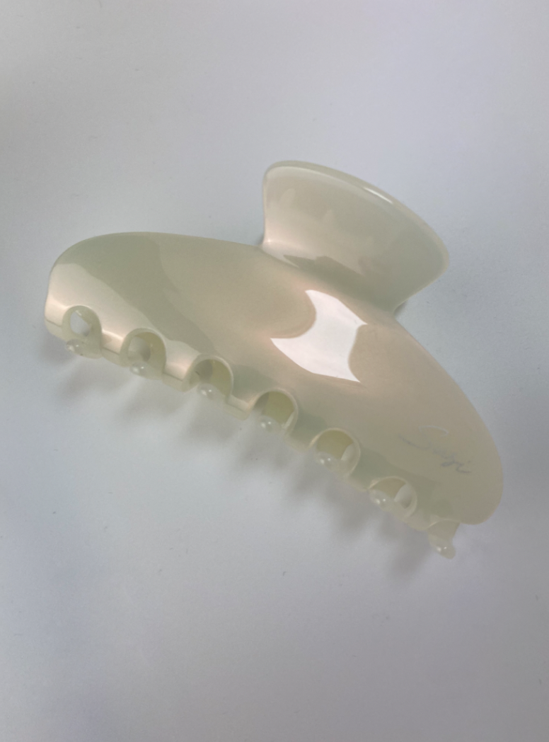 nachhaltige plastifreie Haarspange bio ohne plastik cellulose Haarklammer clawclip vegan perlmutt weiß glossy qualität