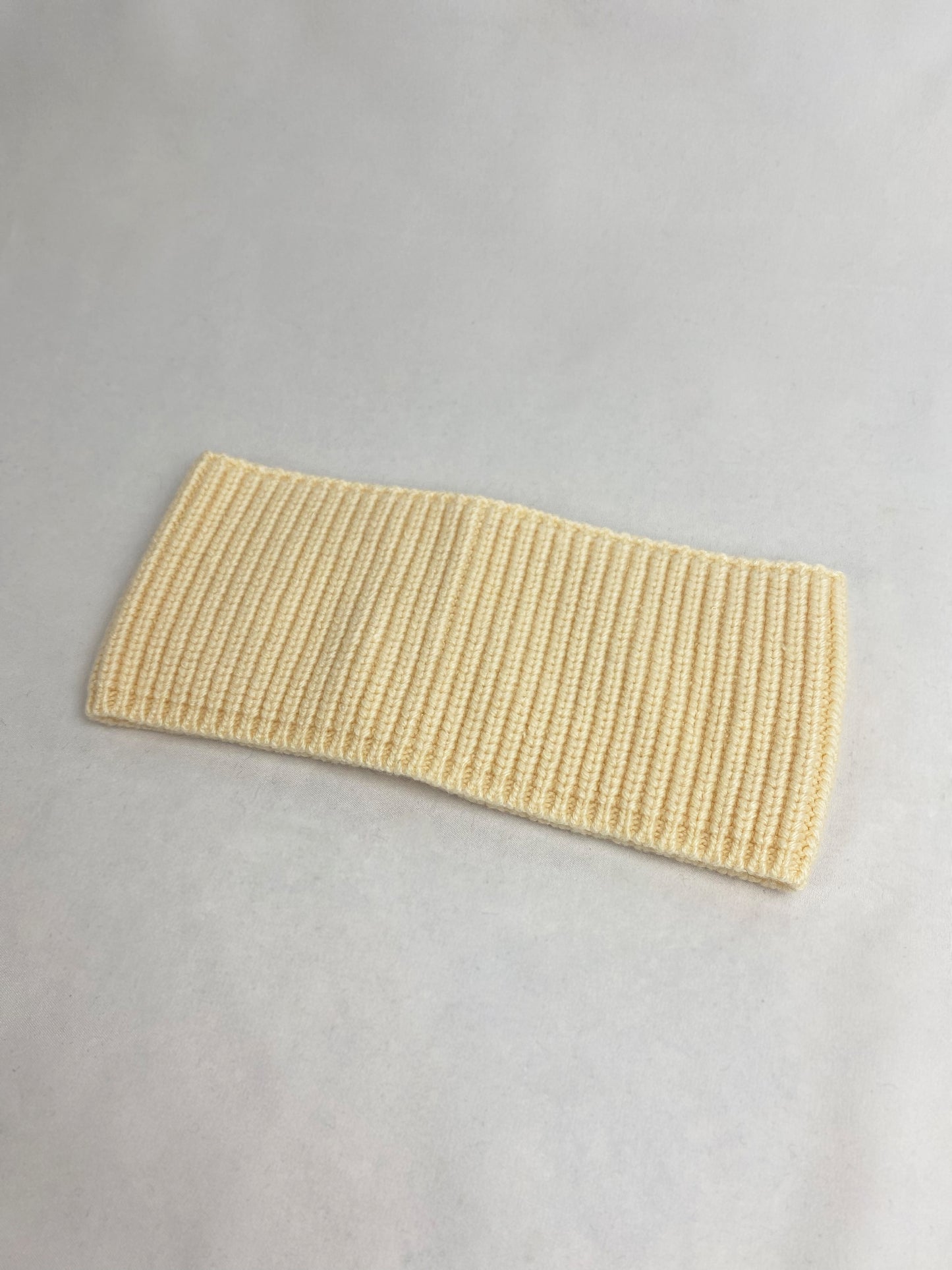 nachhaltige plastifreie kaschmir cashmere stirnband minimalistisch basic cream creme weiß qualität