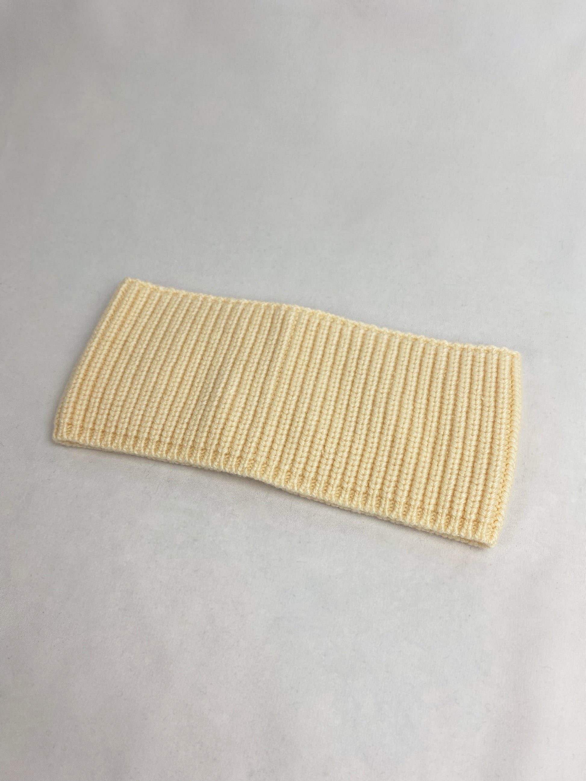 nachhaltige plastifreie kaschmir cashmere stirnband minimalistisch basic cream creme weiß qualität