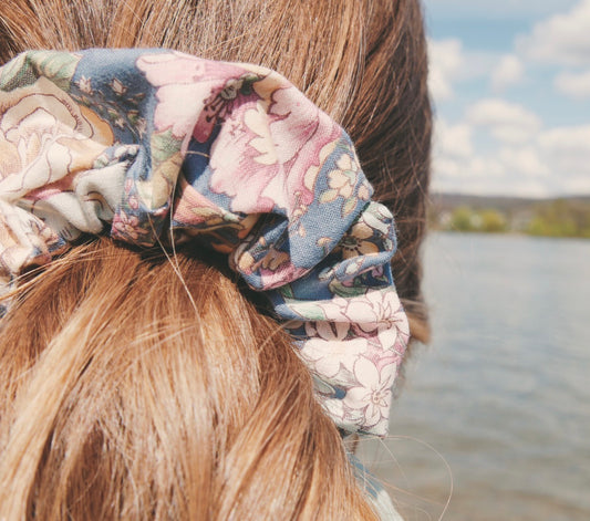 Scrunchie Verblasste Blumen